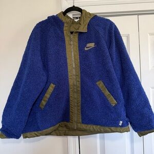 NIKE Sportswear NSW Green Blue Sherpa Reversible Hooded Jacket, Size Large, NWT